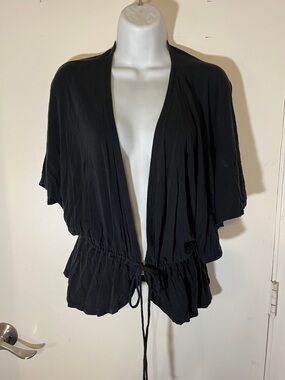 EXPRESS Black Cinched Waist Tie Front Kimono  with bell sleeves size large.